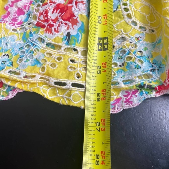 Relativity Yellow & Floral Light & Flowy Short Sleeve Top Shirt Plus Size 3X - Picture 8 of 8